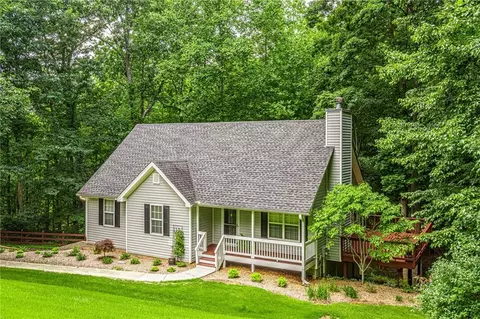 226 Mountain Brook Cir, Dahlonega, GA 30533