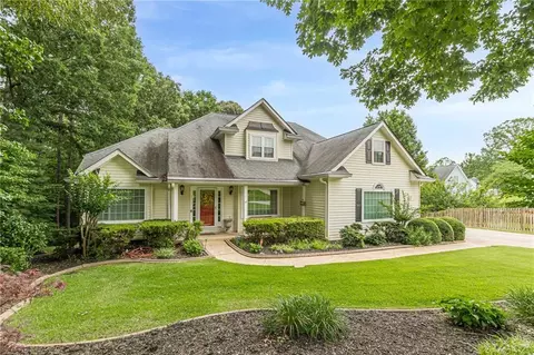 9707 Squirrel Wood Run, Douglasville, GA 30135