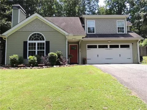 3263 Shuler Rd, Gainesville, GA 30506