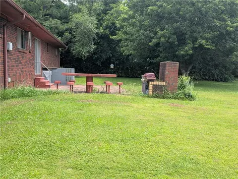 Exterior - 310 Richards St, Calhoun, GA 30701 photo 3 of 3