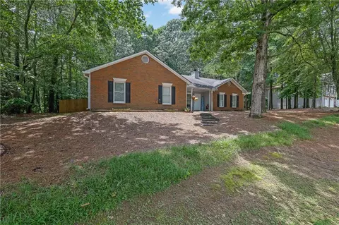 4180 Gables Pl, Buford, GA 30519