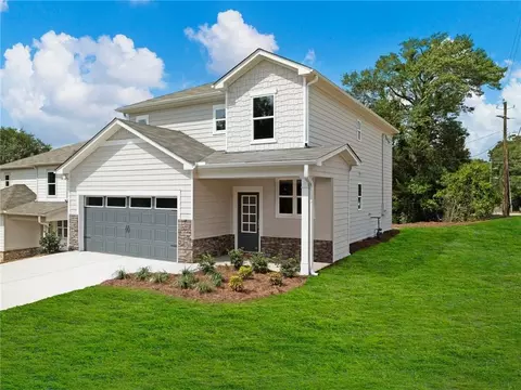 246 W Midland Ave, Winder, GA 30680