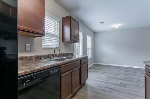 12039 Quail Dr, Hampton, GA 30228 photo 8