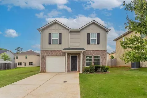12039 Quail Dr, Hampton, GA 30228