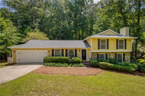 9685 Cone Ct, Roswell, GA 30075
