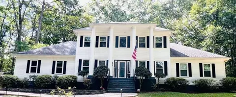 212 Teepee Trl, Whitesburg, GA 30185