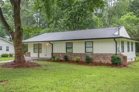 203 Cherry St, Carrollton, GA 30117