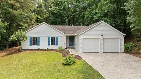 506 Bluff Ct, Woodstock, GA 30188