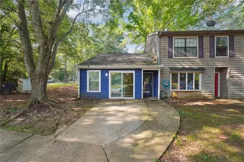 3799 Henry Ct, Acworth, GA 30101