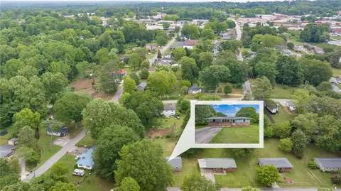 View/Area - 237 Brookside St, Cornelia, GA 30531 photo 6 of 10