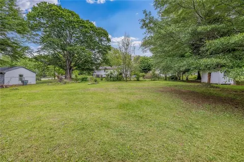 Exterior - 237 Brookside St, Cornelia, GA 30531 photo 2 of 3