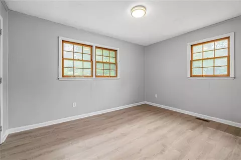 Bedroom - 237 Brookside St, Cornelia, GA 30531 photo 2 of 6
