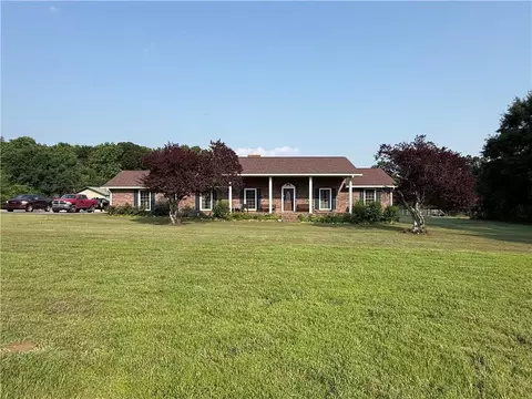 222 Akin Rd, Martin, GA 30557