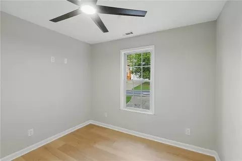 Bedroom - 11020 Knotty Pine Pl, Hampton, GA 30228 photo 4 of 6