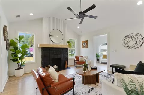 102 Rockyford, Atlanta, GA 30317