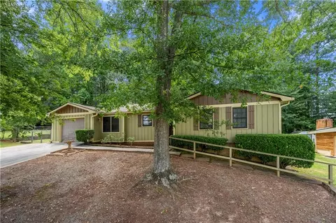 6873 Browns Mill Lake Rd, Lithonia, GA 30038