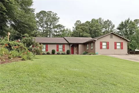 199 Candy Ln, Canton, GA 30115