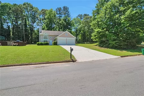 4879 Ardsley Dr, Lithonia, GA 30038