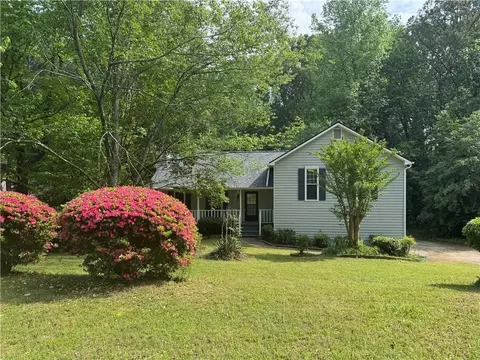861 Creek Trl NW, Kennesaw, GA 30144