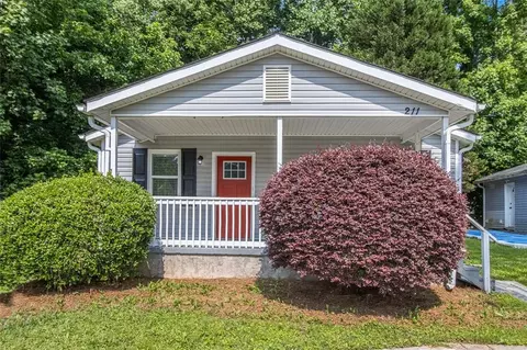 211 Margaret St, Fairburn, GA 30213