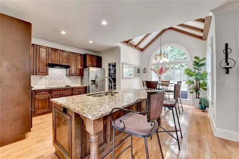 3085 Saint Andrews Dr, Duluth, GA 30096 photo 4