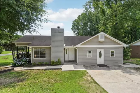 130 Ashwood Ct, Winder, GA 30680