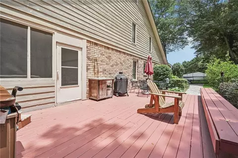 Exterior - 2011 Sturbridge Ln, Buford, GA 30519 photo 7 of 9