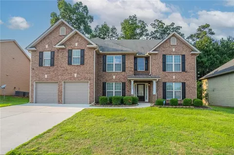 2482 Brittany Park Ln, Ellenwood, GA 30294