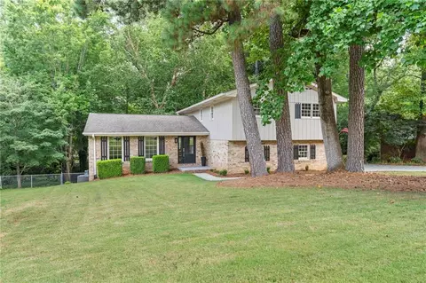 3937 Locklear Way, Atlanta, GA 30360