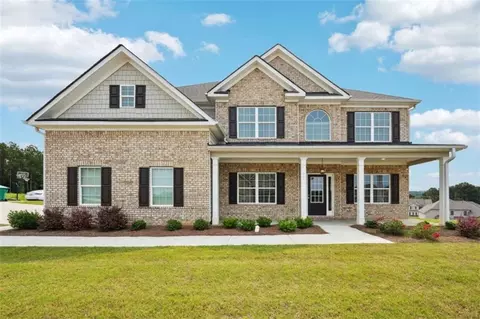 14 Killian Manor Dr, Adairsville, GA 30103