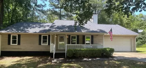 1751 Bridle Ln, Macon, GA 31220