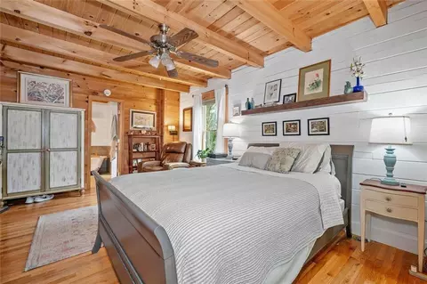 Bedroom - 521 E Valley Rd NE, Rydal, GA 30171 photo 1 of 5