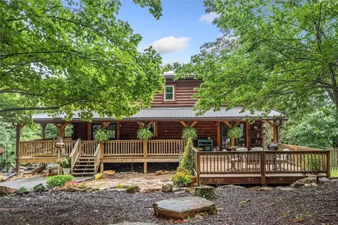 521 E Valley Rd NE, Rydal, GA 30171