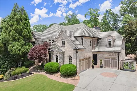 4105 Cougar Pt NE, Marietta, GA 30066