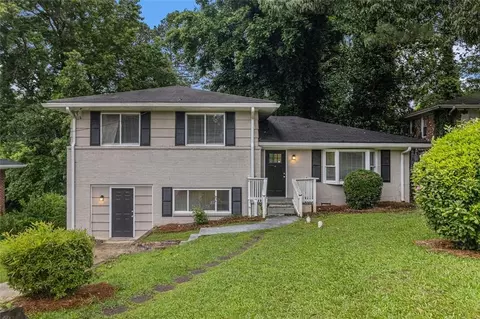 2083 Green Forrest Dr, Decatur, GA 30032