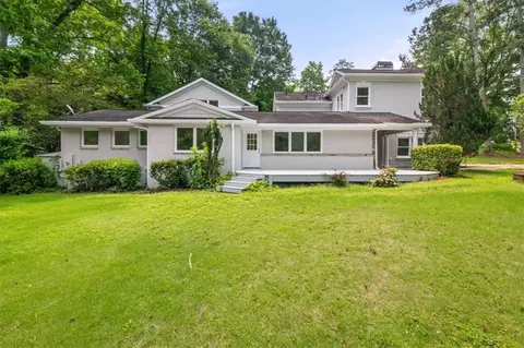 6771 Sunny Brook Ln, Atlanta, GA 30328