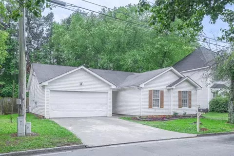 5779 Wellborn Creek Dr, Lithonia, GA 30058