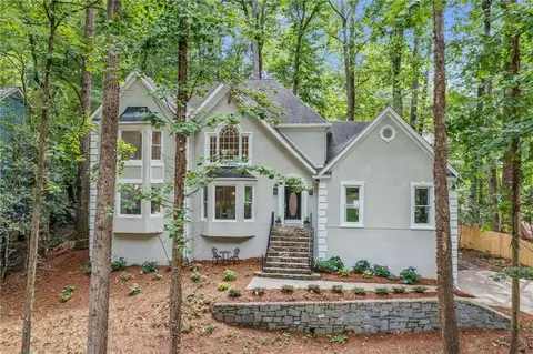 1183 Woods Cir NE, Atlanta, GA 30324