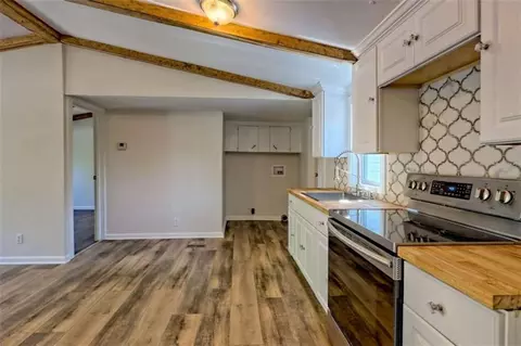 Other - 215 Lawrence St, Cornelia, GA 30531 photo 2 of 10