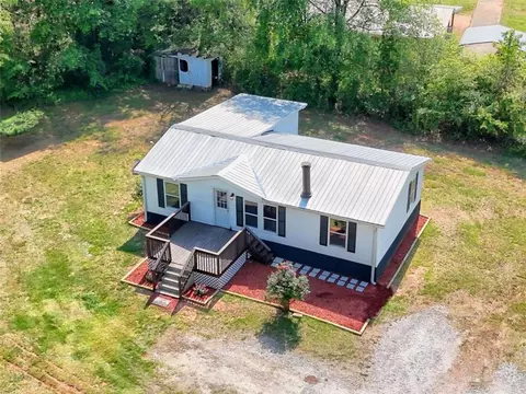 Other - 215 Lawrence St, Cornelia, GA 30531 photo 10 of 10