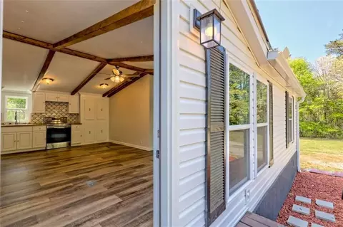 Entry Way - 215 Lawrence St, Cornelia, GA 30531 photo 1 of 5