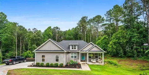 190 Paul Aiken Rd, Dallas, GA 30157