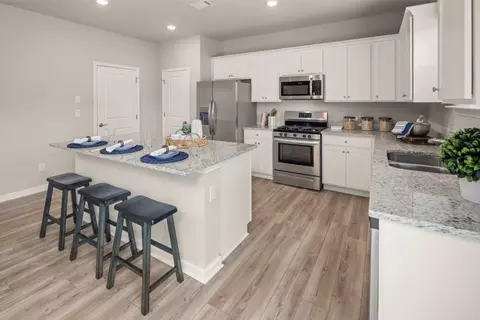 1209 Arnhem Dr, Hampton, GA 30228 photo 6