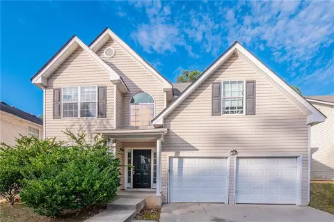 2931 Two Lake Cir, Atlanta, GA 30349