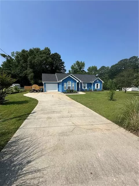 160 Springdale Ct, Newborn, GA 30056