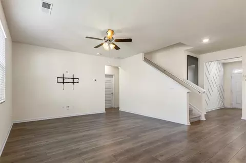 Living - 2296 Waycross Ln, Dacula, GA 30019 photo 2 of 4