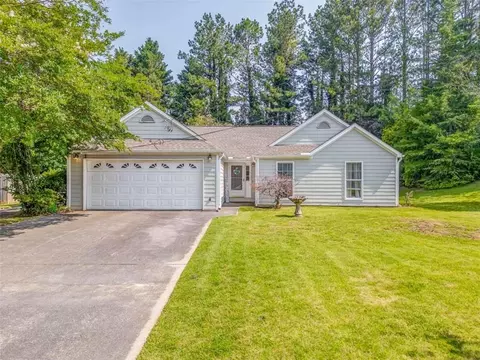 3288 Owens Meadow Ln, Kennesaw, GA 30152