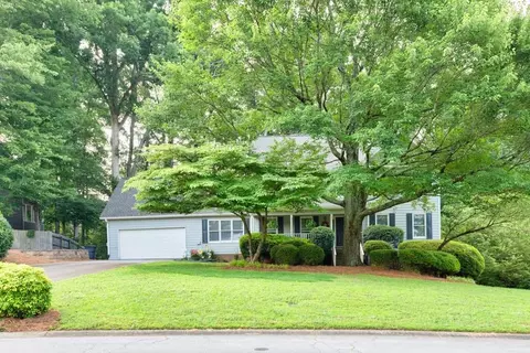 241 Tweed Ct, Sugar Hill, GA 30518
