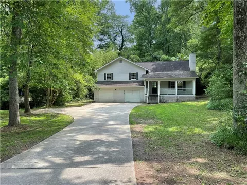 3840 Whitaker Ln, Lithia Springs, GA 30122