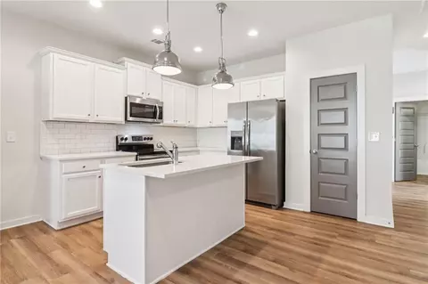 Kitchen - 480 Oconner Blvd, Athens, GA 30607 photo 1 of 3